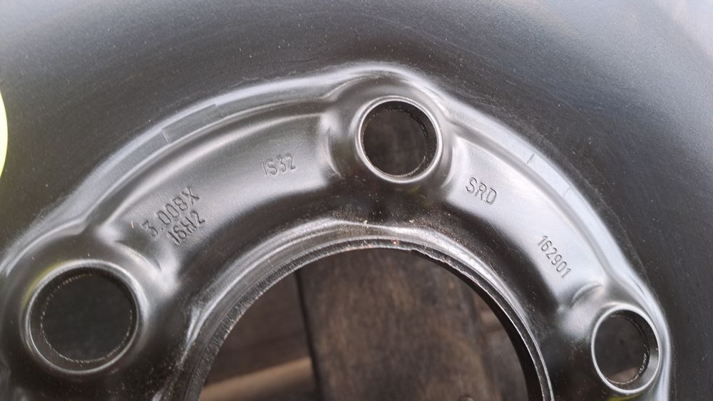 Патерица 16" 5Х120мм БМВ/ 5x120mm BMW 1 и 3 серия