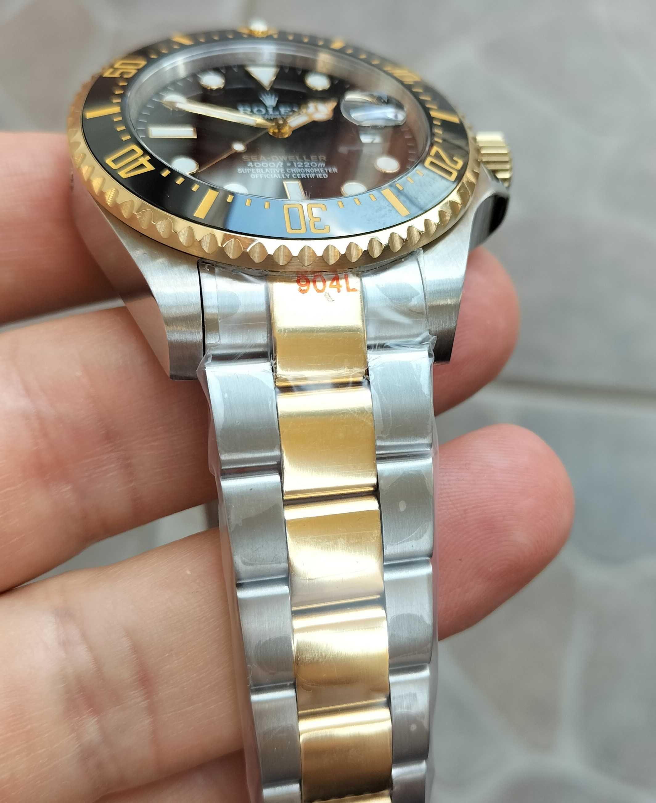 Rolex Sea-Dweller Two-Tone 43 mm japonez Miyota 8215