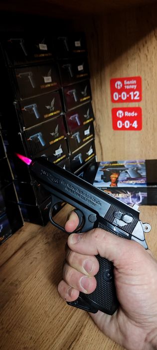 Зажигалка пистолет газовый железный подарок сувенир новогодний