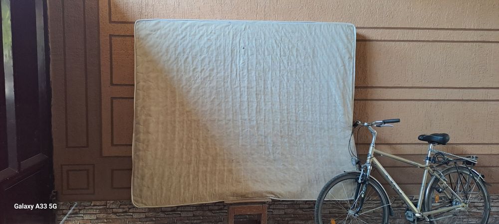 Матрас 200х140 сотилади