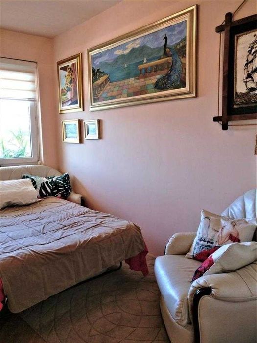 Дава се под наем Двустаен апартамент в София, Кръстова вада - 70 кв.м за 663 € - Снимка #1