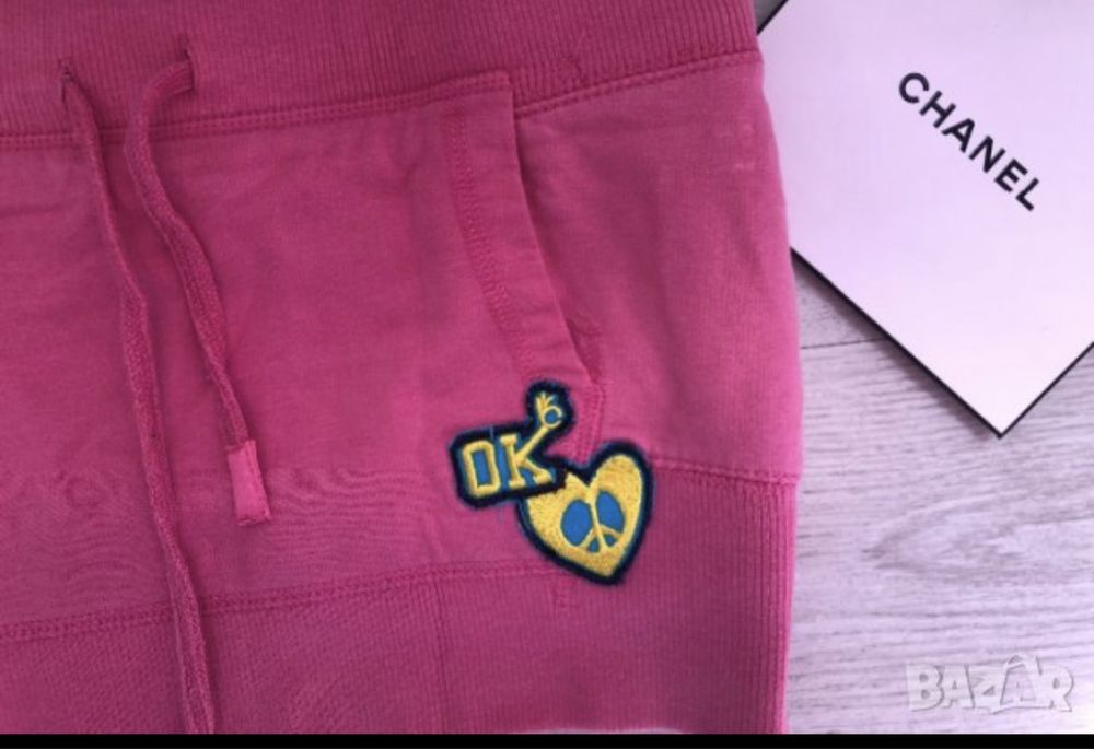 Пола с джобчета Chanel model