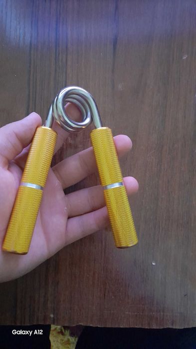 Эспандер Кистевой SND-GO 1 шт 90 кг