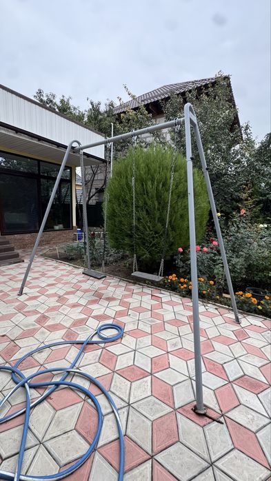 Уличная качеля, двухместная