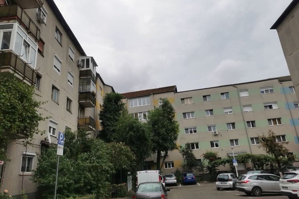 Sofimob Team/Apartament 3 camere/ etajul 2