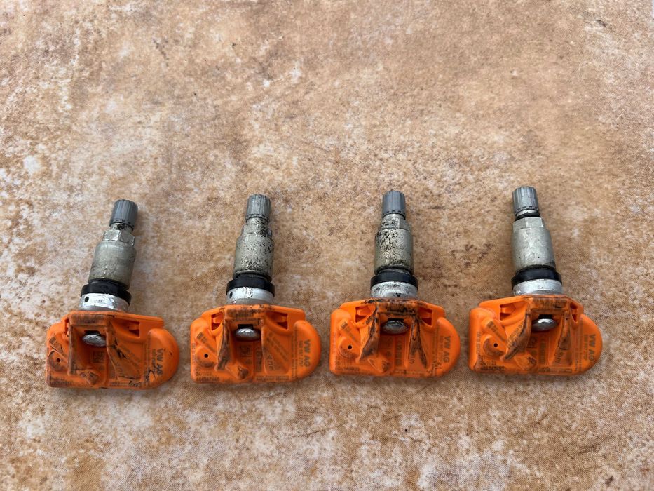 ОРИГИНАЛНИ датчици за налягането на гумите/TPMS за Audi/Vw/Skoda/Seat!