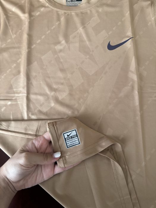 Tricou Nike ultimate tee premium