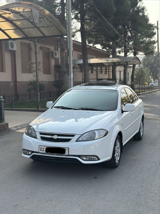 Gentra 2020 3-pozitsiya Full Avtomat karobka srochna sotiladi