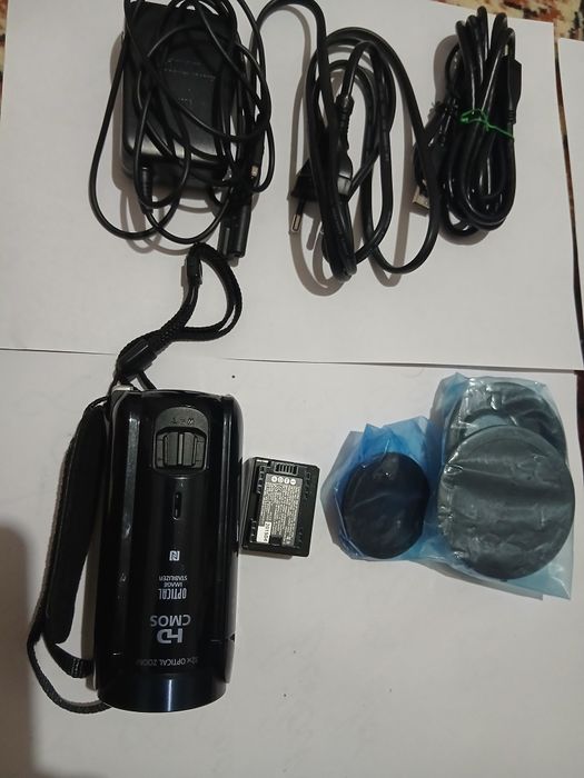 Видеокамера сотиладии холати идеал 64г флешка подарок