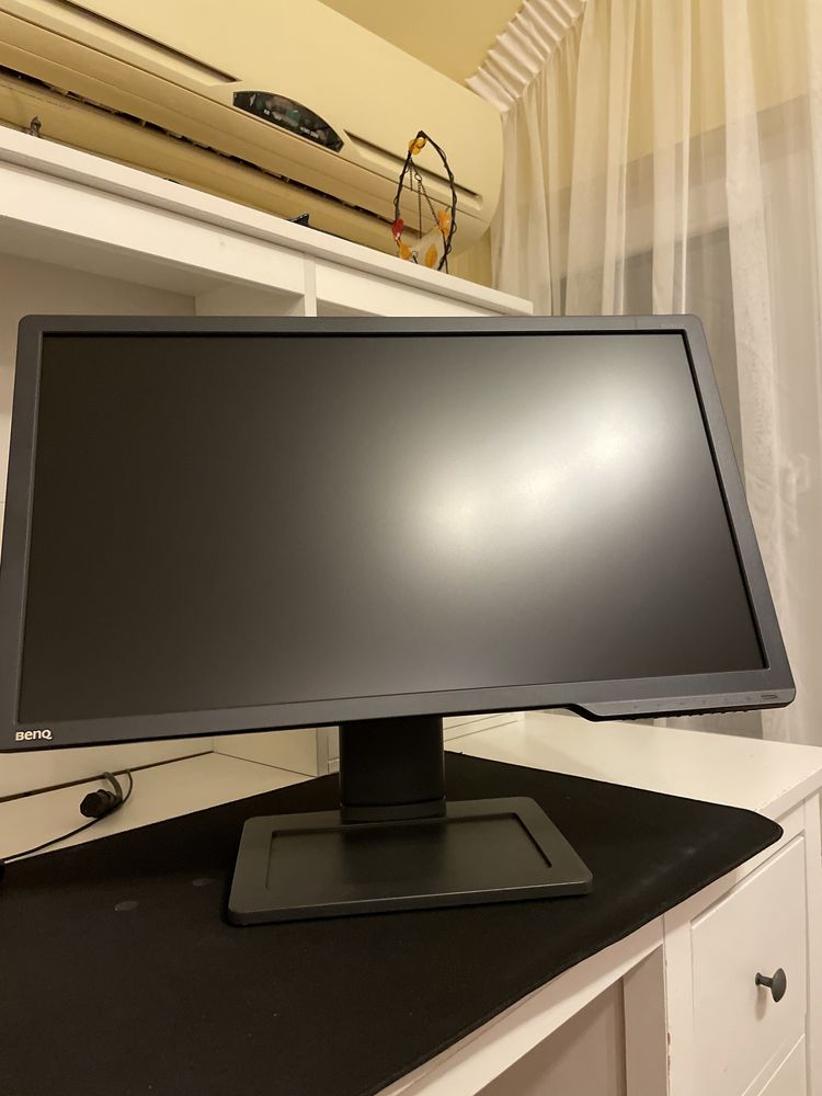 Vand Monitor LED BenQ Gaming Zowie XL2411P 24 inch 1 ms 144hz