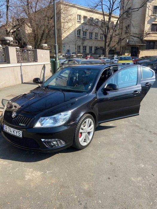 Pentru PRETENTIOSI !Skoda Octavia VRS