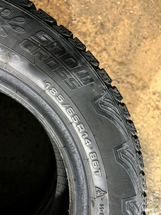 Продается Зимние шины