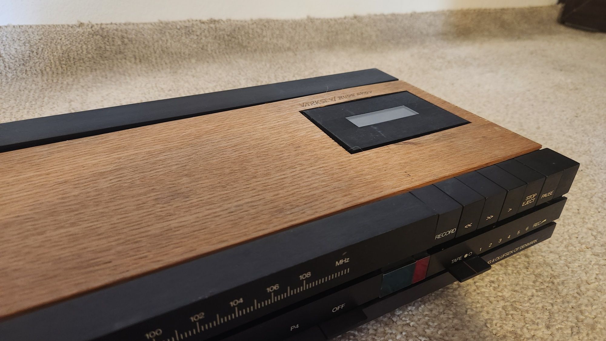 bang & olufsen beocenter 1600