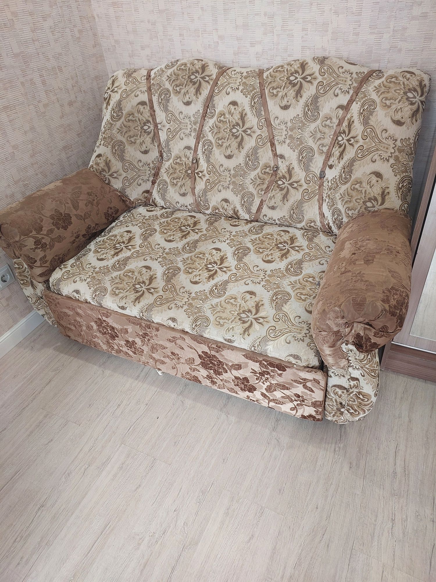 Продается диван кресло