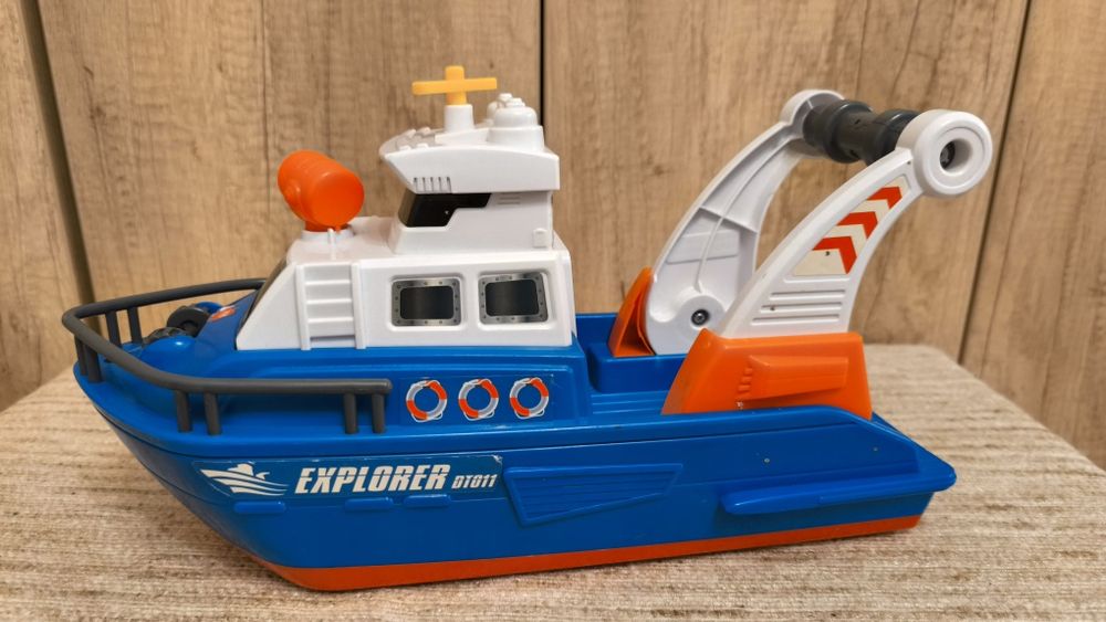 Barca de explorare Dickie cu submarin