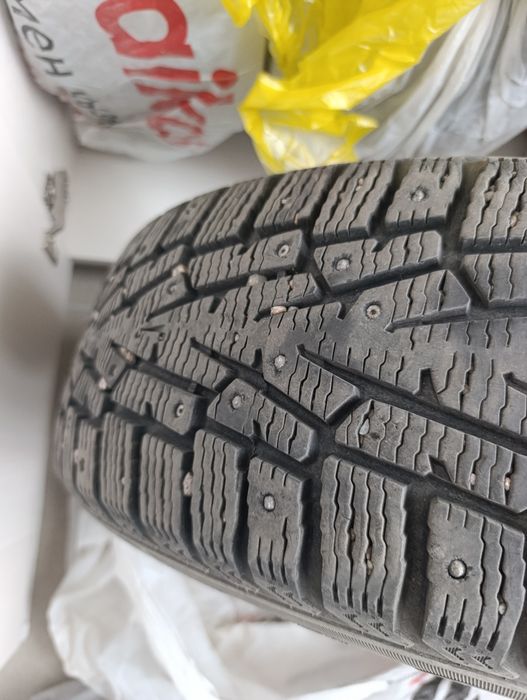 Зимние шипованные шины