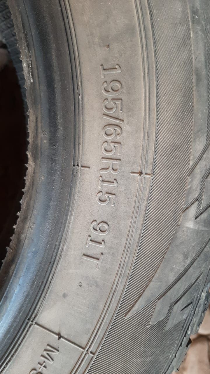Зимние шины 195/65 R15