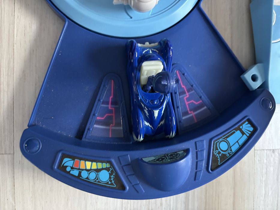 Set joaca Eroi in Pijama - Centrul de control