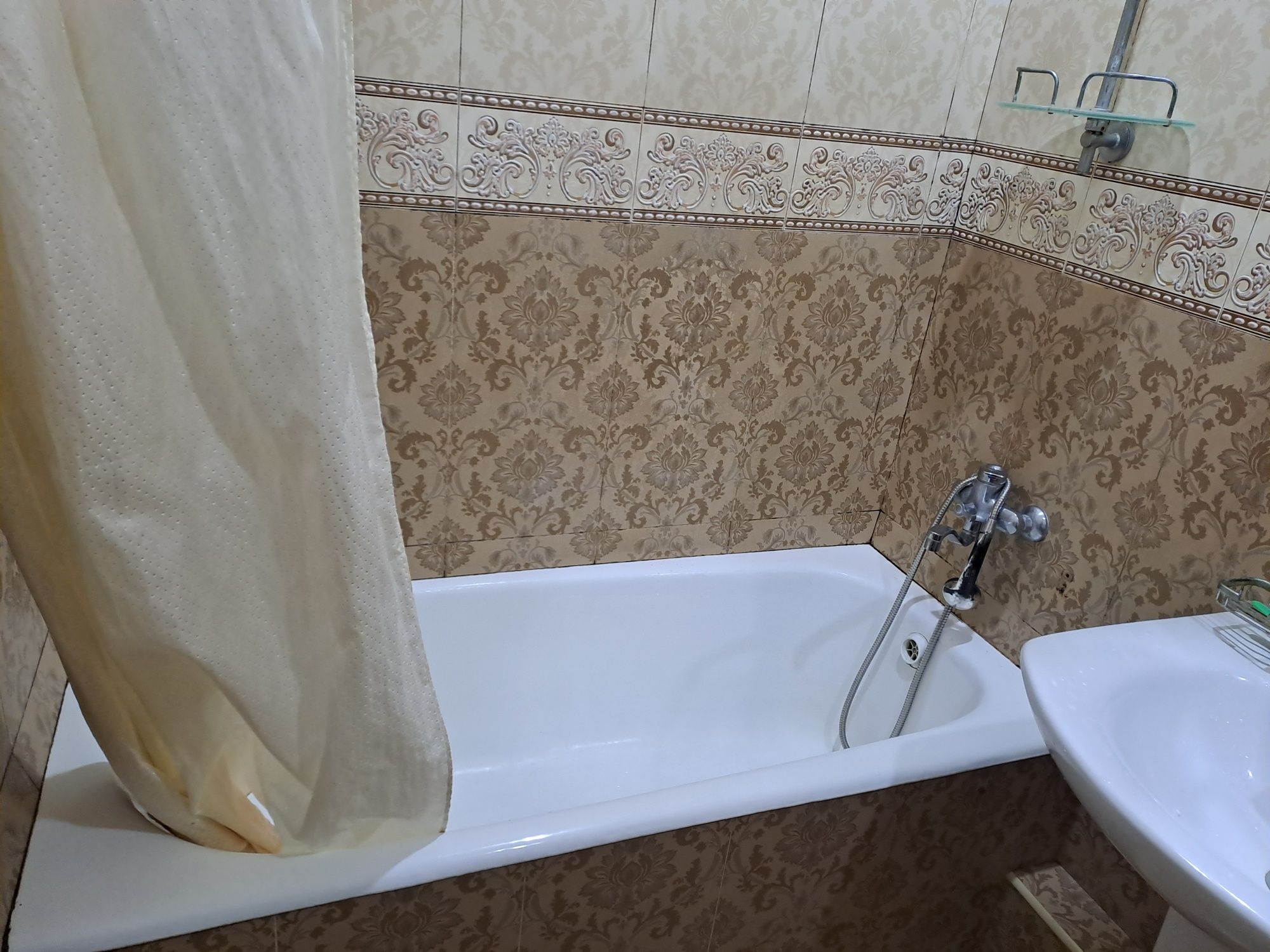 2 хонали Квартира ижарага берилади сдается 2х комнатная 400 у.е.