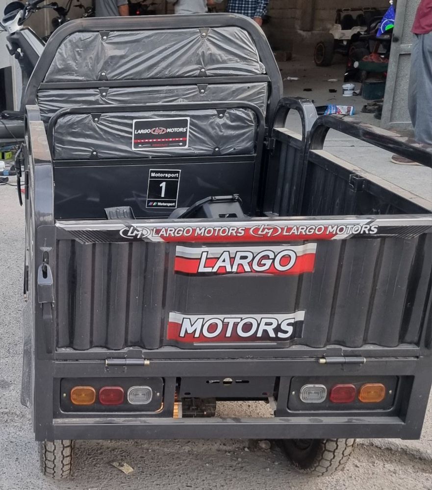 Largo Motors скутер муравей