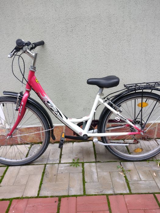 Bicicleta roți pe 24