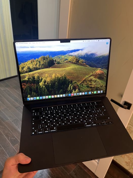Продам Macbook Air M2
