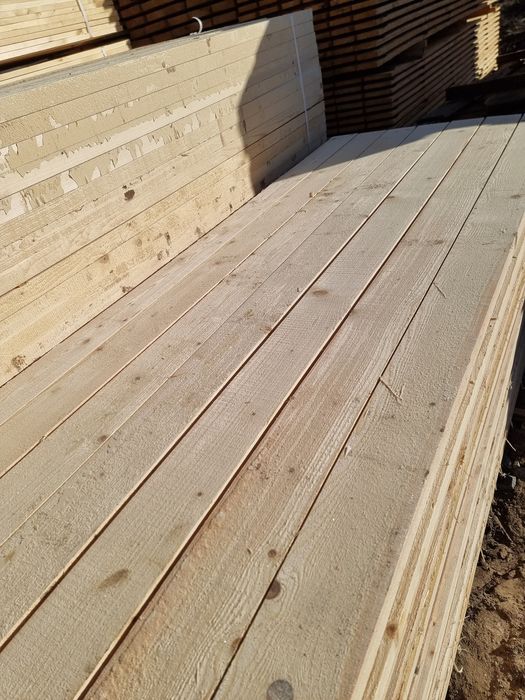 Cherestea uscata molid, lambriu, dușumea, pazie, florar, blana ornata.