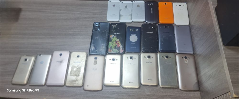 Продам много телефонов