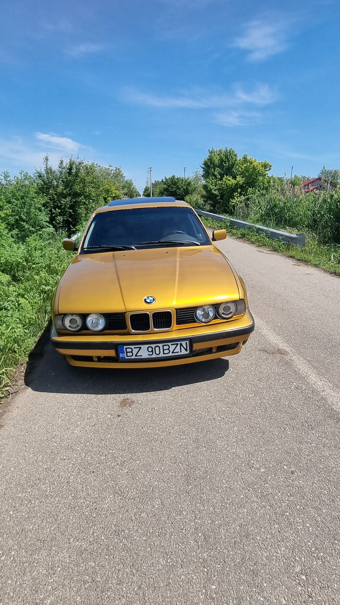 Vând bmw e34 2.0i