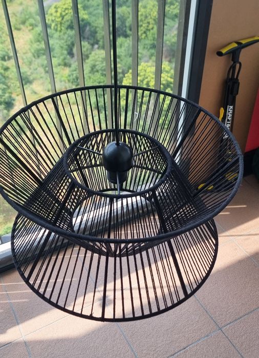 Lustra neagra Viokef Argela cu frânghie