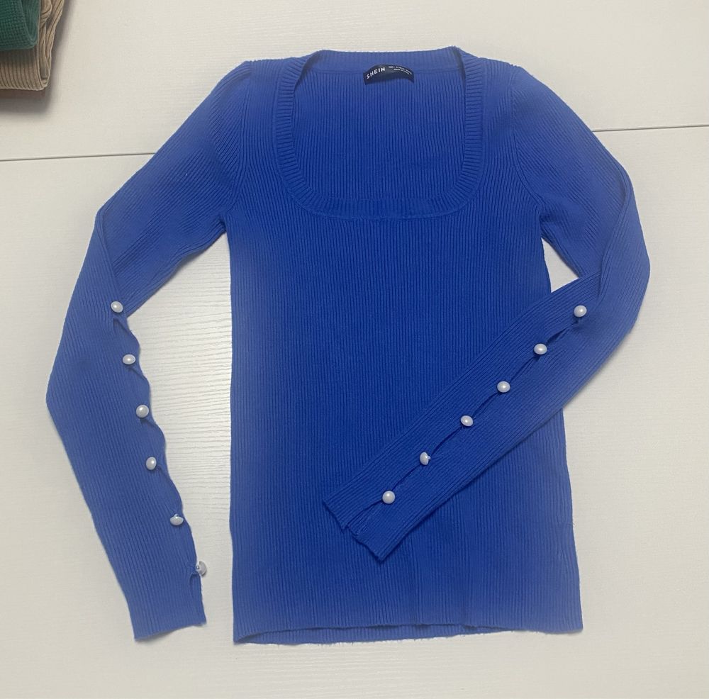 Pulovere si bluze de dama ideale pentru 1,60-1,65m