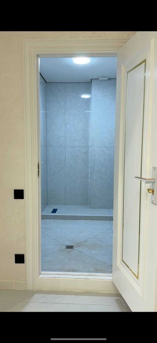 Ибн Сино Янги бозор Строй март томонда новостройка сотилади