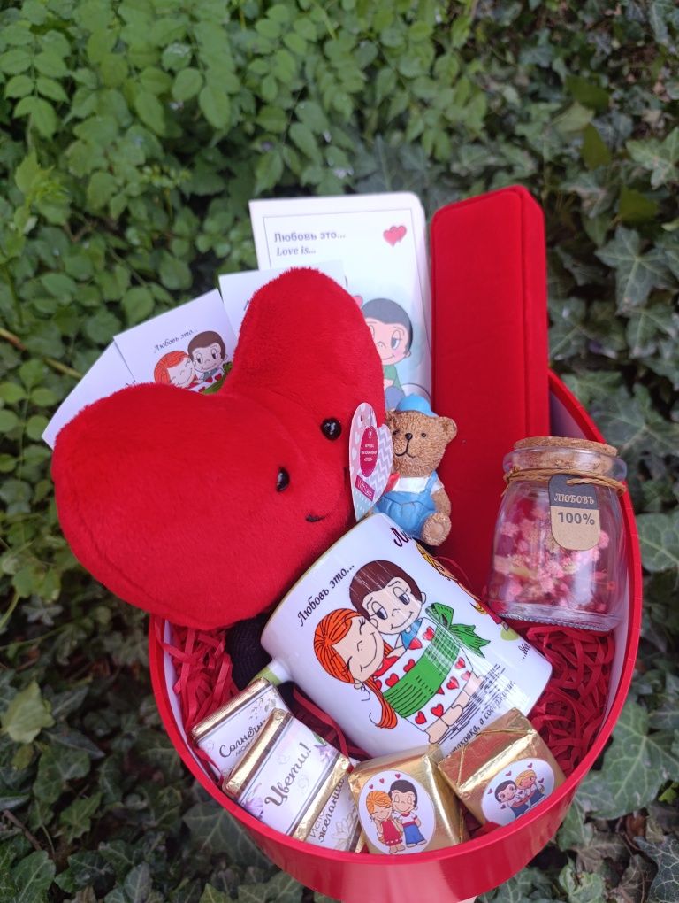 Скидка!Подарок для любимой Love is бокс