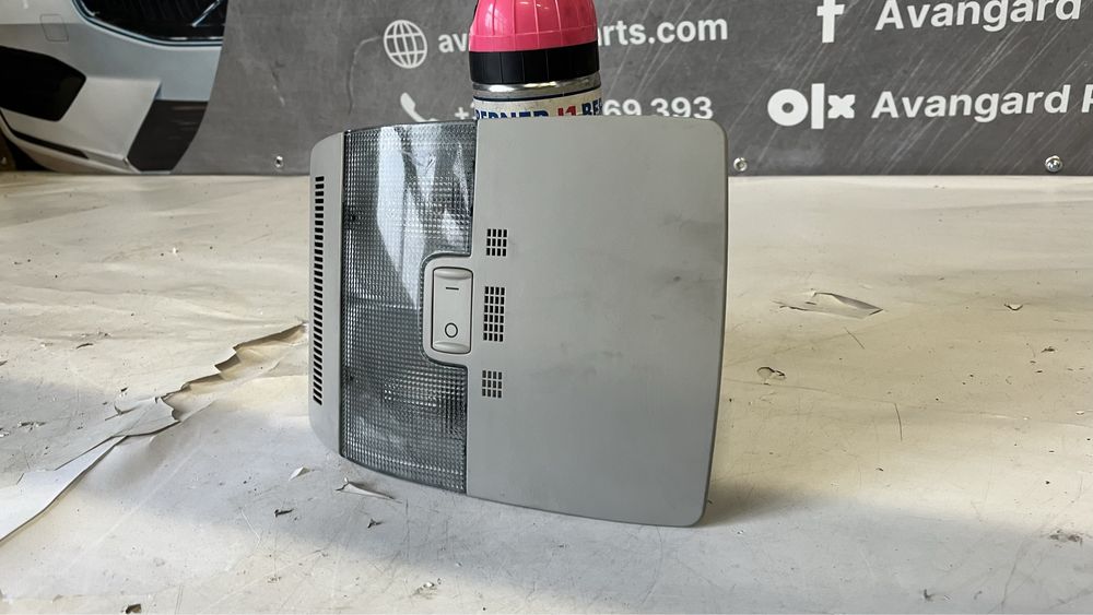 Светлинна конзола на тавана Audi A3 8P (2003-2013)