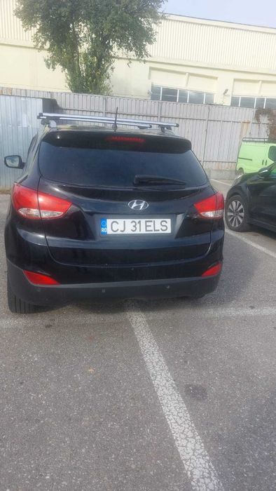 Vând Hyundai IX35
