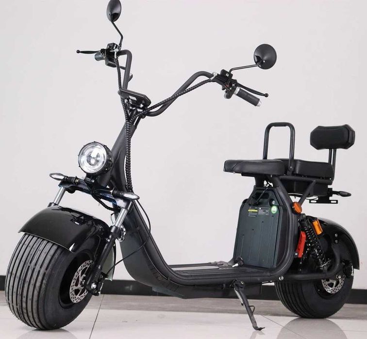 Електрически скутер Чопър EEC05 2000W 60V/20Ah две батерии