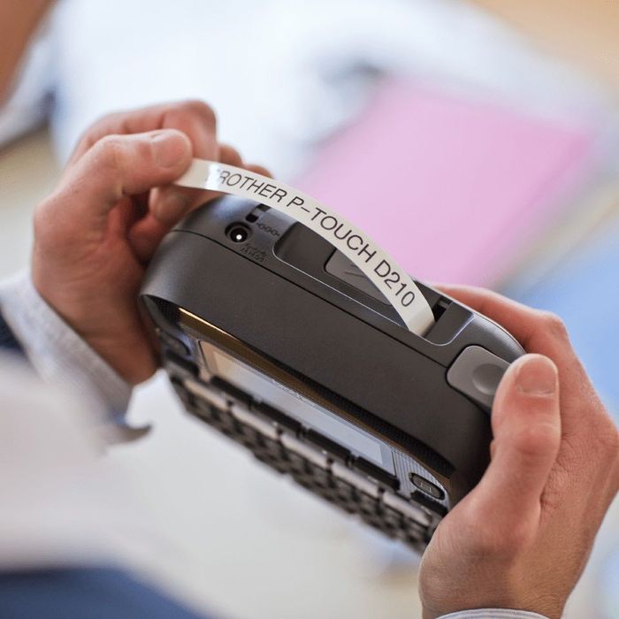 Brother PT-D210VP - sigilată| factură | 249 lei | livrare gratuită