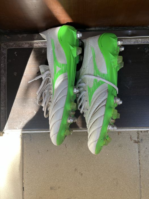 Mizuno Morelia neo