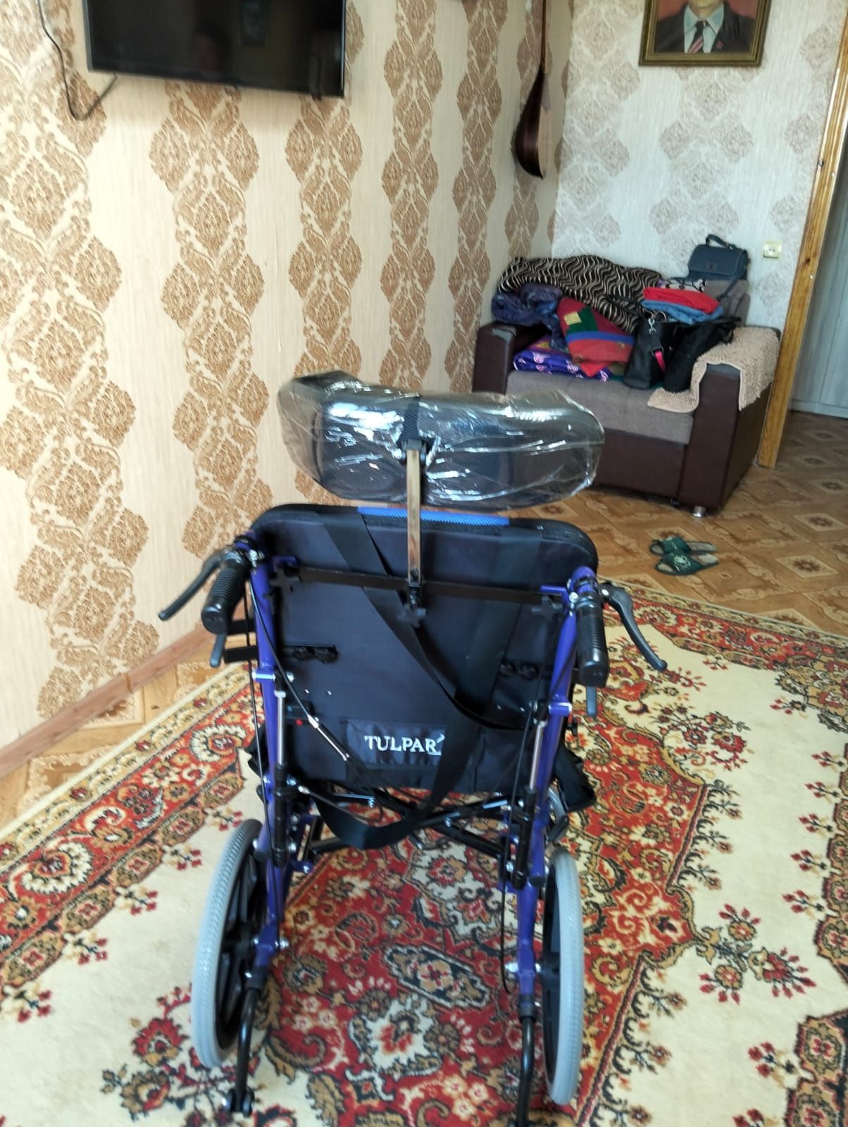 Кресло инвалидное