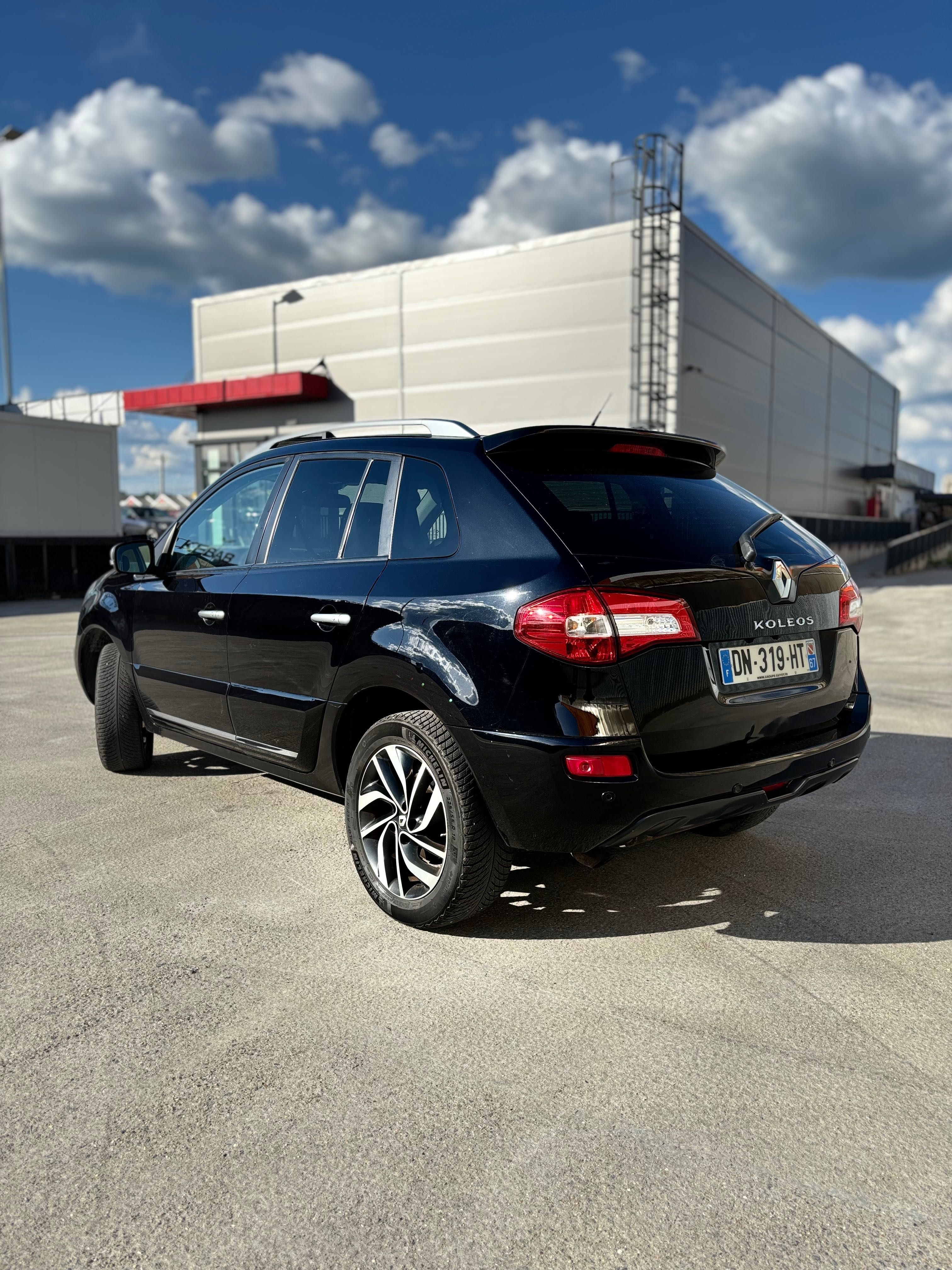 Vând Renault Koleos