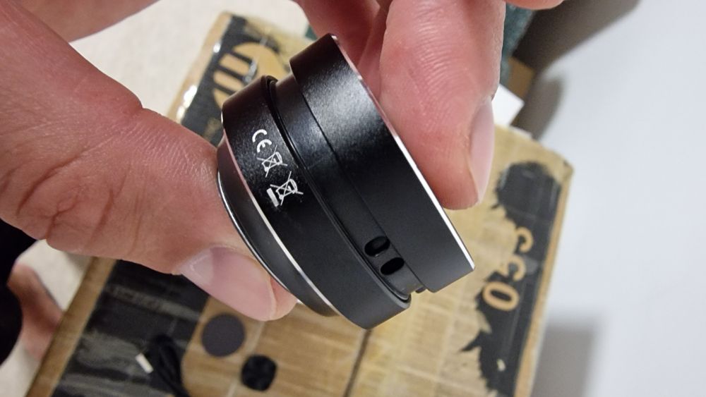 Boxa Mini cu Transmisie cu Conductie Osoasa