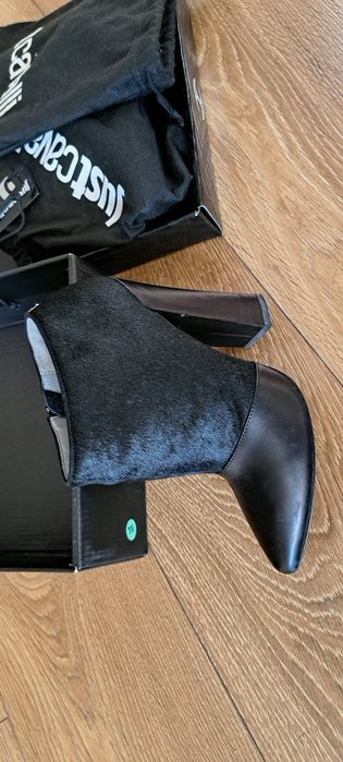Боти Just Cavalli, номер 37