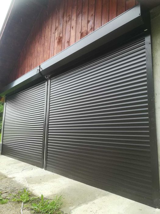 Usi de garaj lamele aluminiu 55 mm si 77 mm
