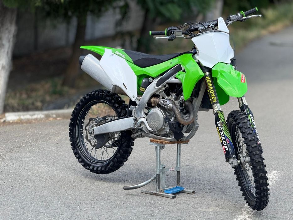 Vând Kawasaki KXF 450 2021 impecabil/4500€neg