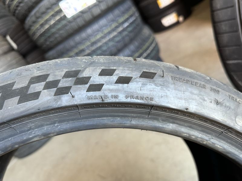 275/35/21 305/30/21 MICHELIN 4бр