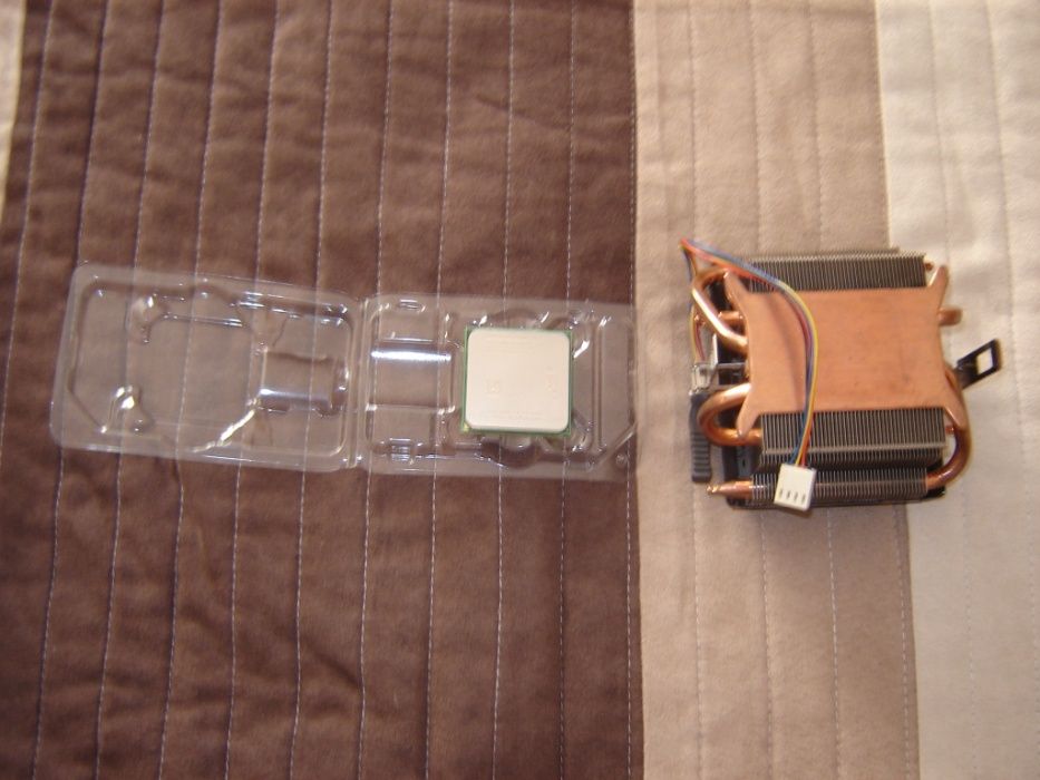 Procesor AMD Athlon 64 cu Cooler cupru