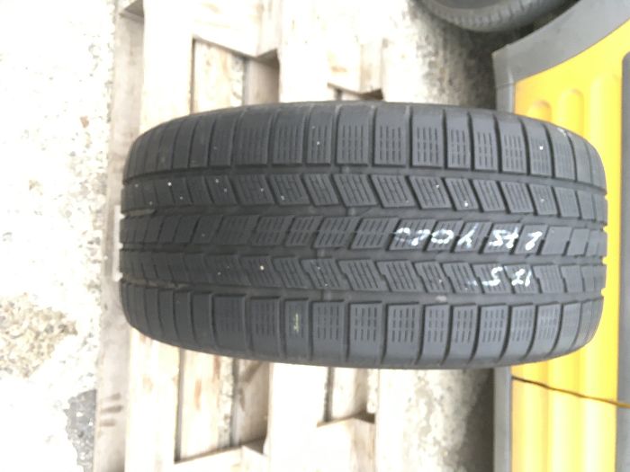 275/40/20 Пирели Айс енд Сноу 2017г 6,5мм Рън Флат BMW