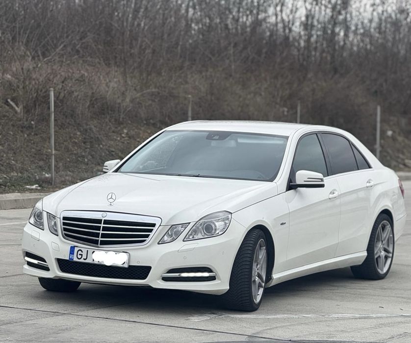 Mercedes-Benz E CLASS W212 Avantgarde. Posibilitate RATE !!