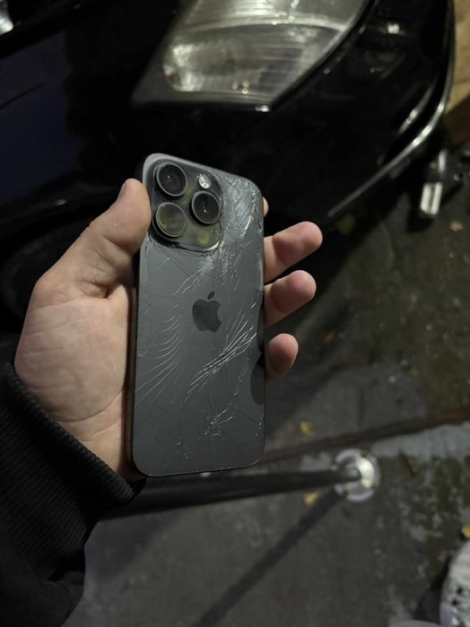 Iphone 15 pro 128GB titanium Black