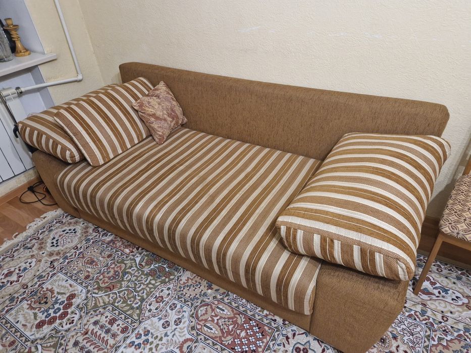 Диван-тахта в отличном состоянии